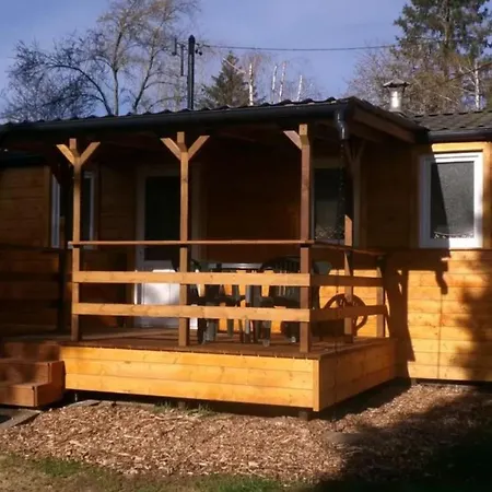 Mobil-home Confortable Avec Terrasse - 4 Pers. - Api-1-52-2791 Campsite *
